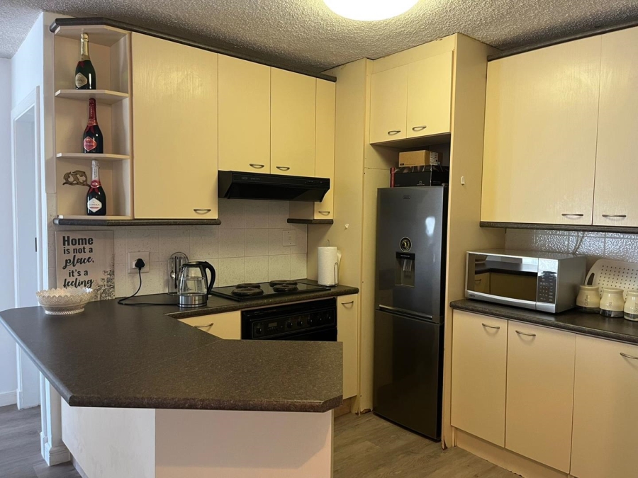 To Let 2 Bedroom Property for Rent in Humewood Eastern Cape